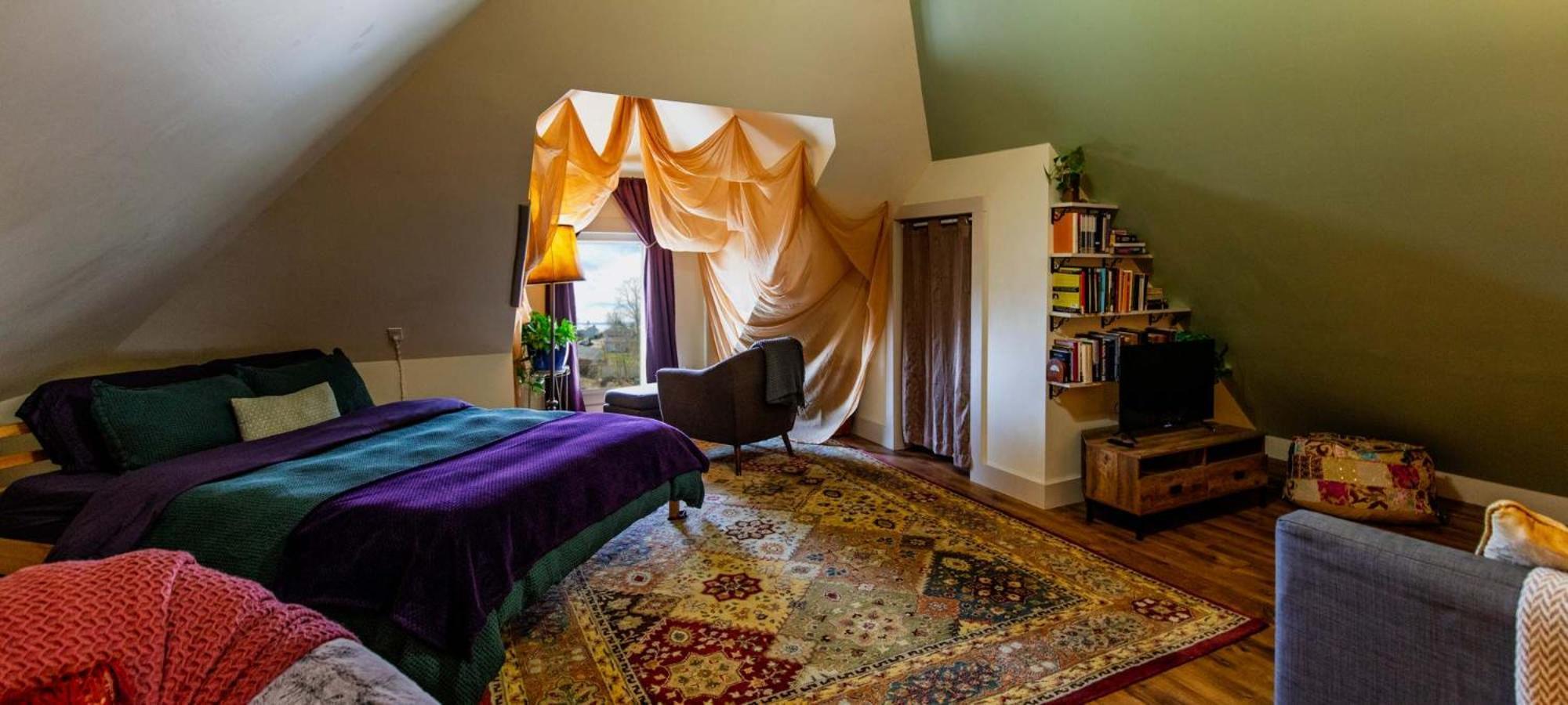 Centrally Located With Lake Views Burlington Exterior foto
